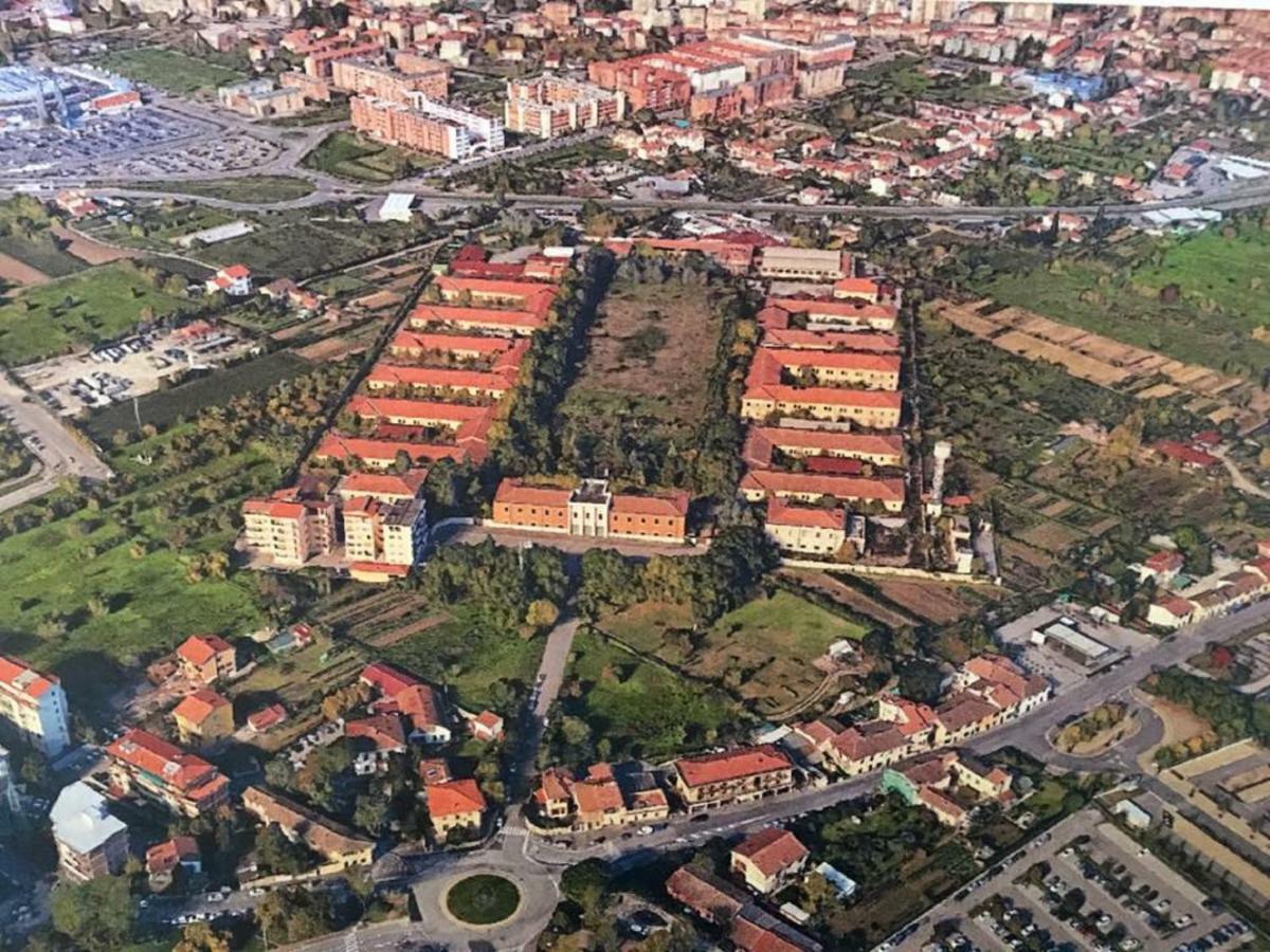 Appartamento Zona Torregalli_Nuvola Rossa フィレンツェ エクステリア 写真